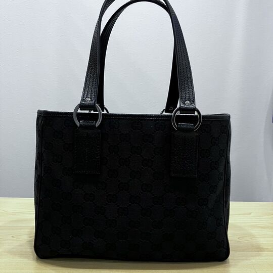 画像2238：グッチ GGキャンバストートバッグを買取いたしました〜👜  