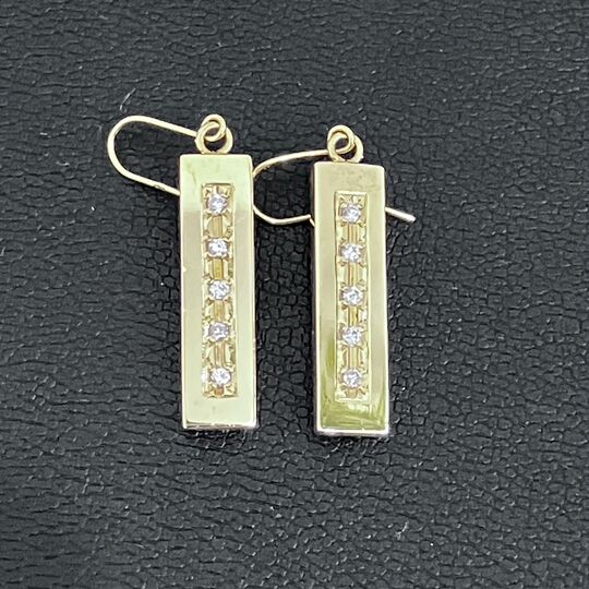 画像2253：ダイヤ付18金ピアスをお買取いたしました💎✨