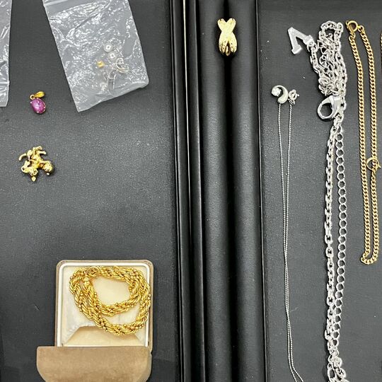 画像3210：金、プラチナ、貴金属を複数点お買取りいたしました～💍💎✨