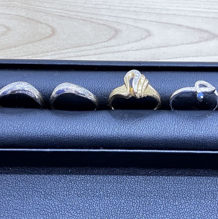 画像4035：ゴールドやプラチナのネックレス、指輪などをお買取りしました✨