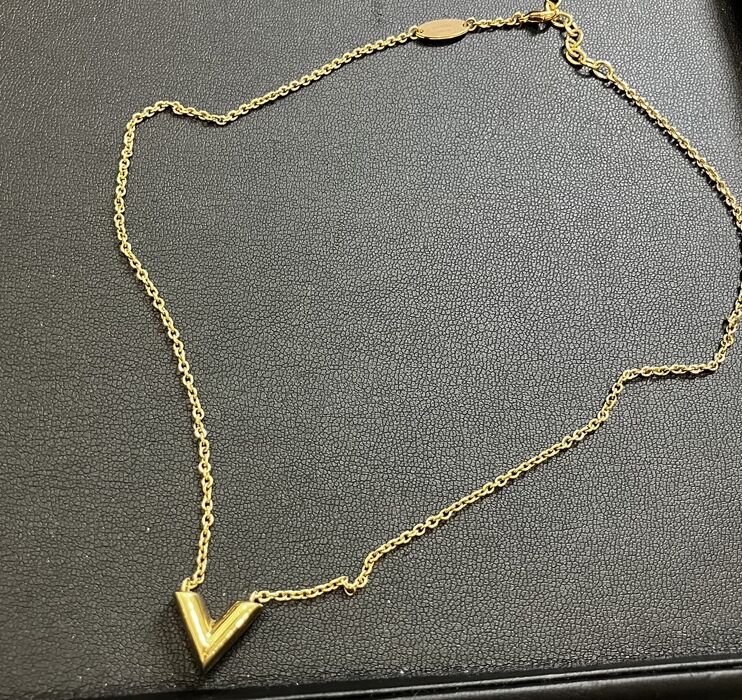 画像4611：ゴールドやプラチナのネックレス、指輪などをお買取りしました✨